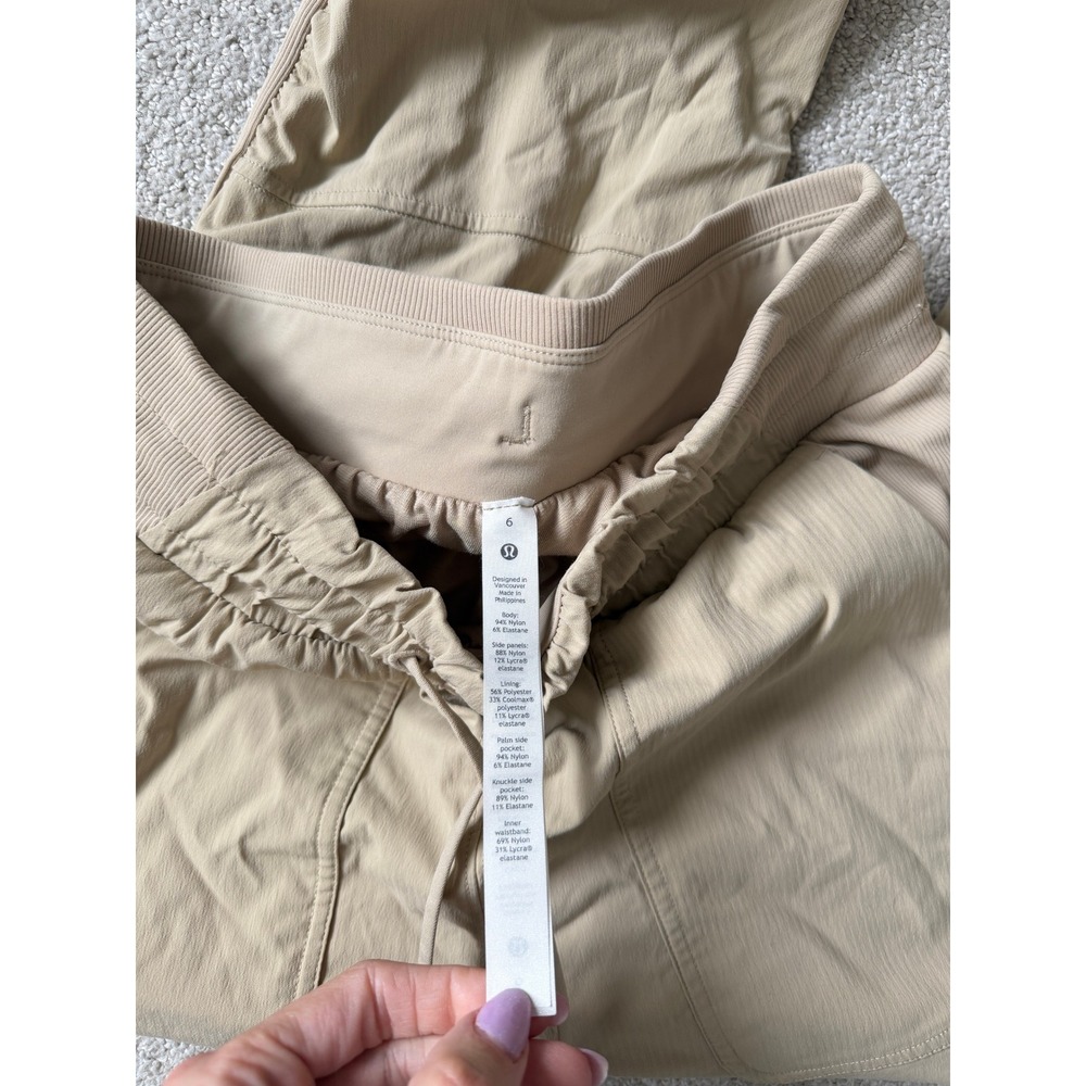 Lululemon Size 6 Beyond the Studio 7/8 Jogger Trench (First Release) W5DD6S - Picture 7 of 9